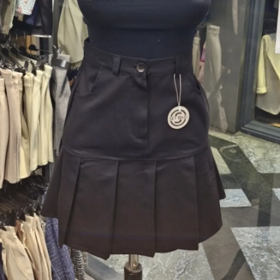 دامن کوتاه ماهی