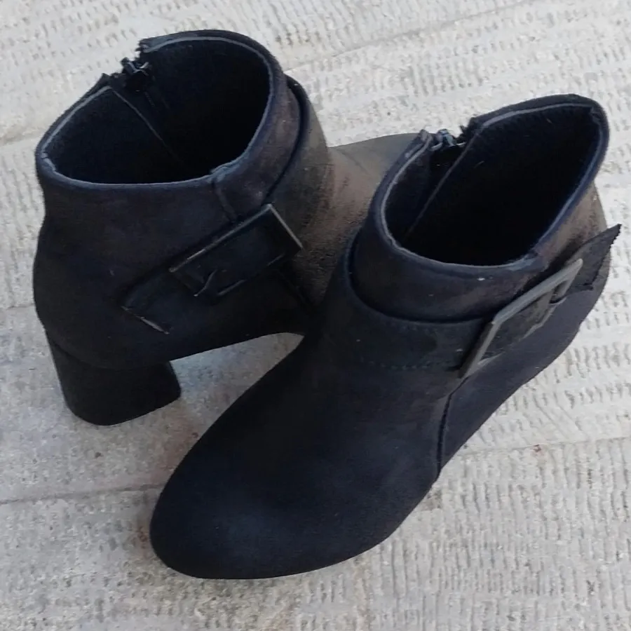 نیم بوت مشکی