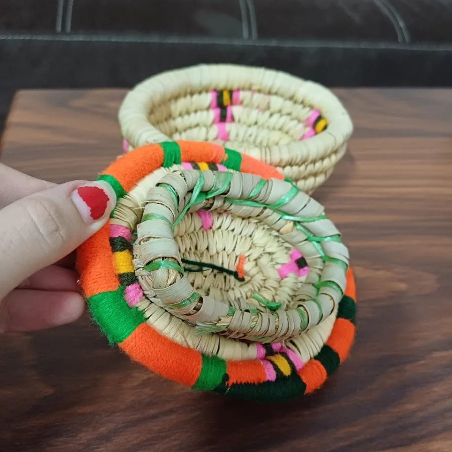 سبد حصیری دست دوز