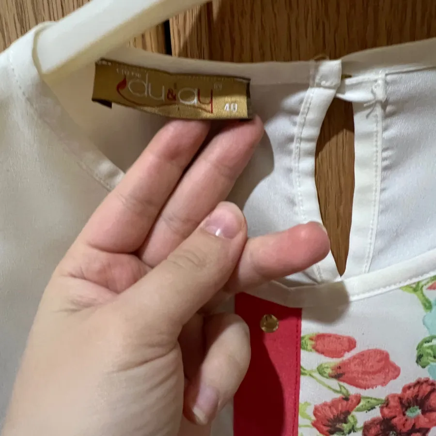 مانتو سارافون جلو بسته