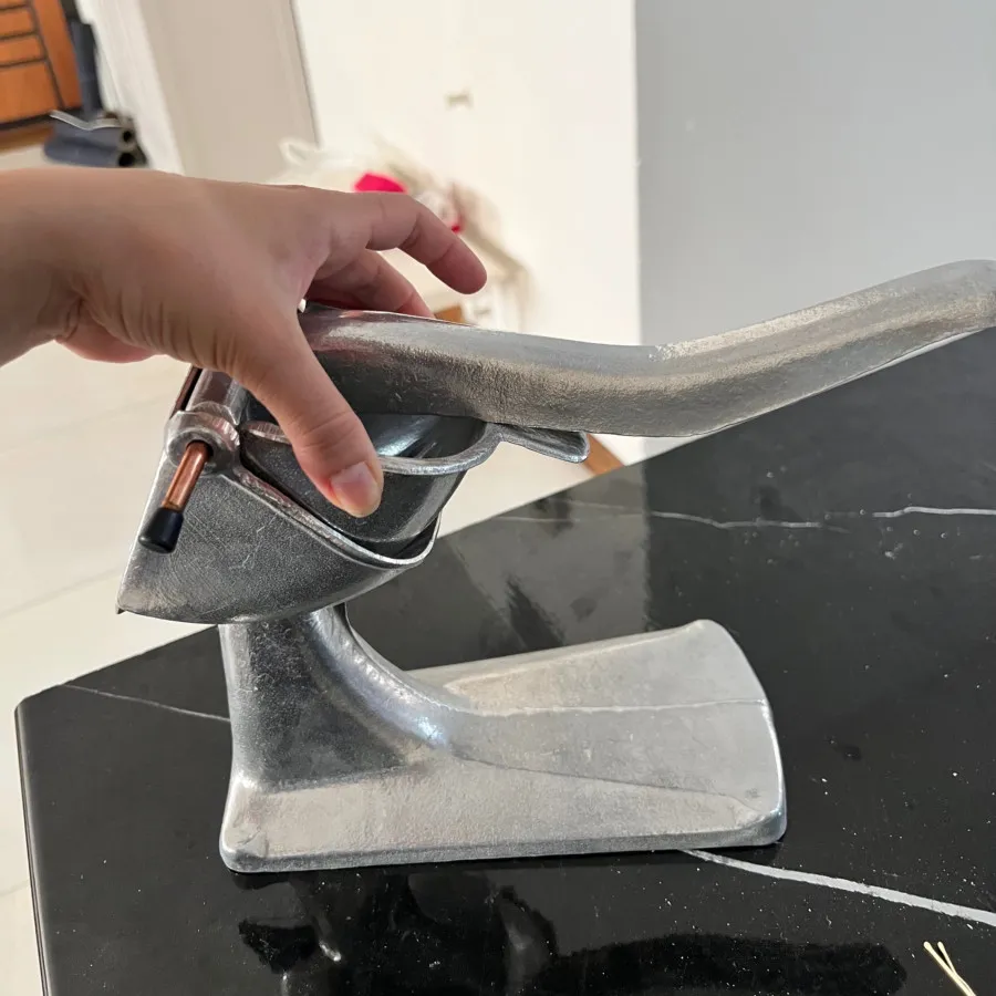 آب میوه گیری دستی