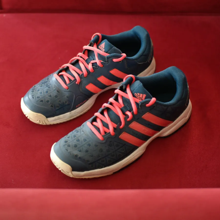 کتونی تنیس آدیداس