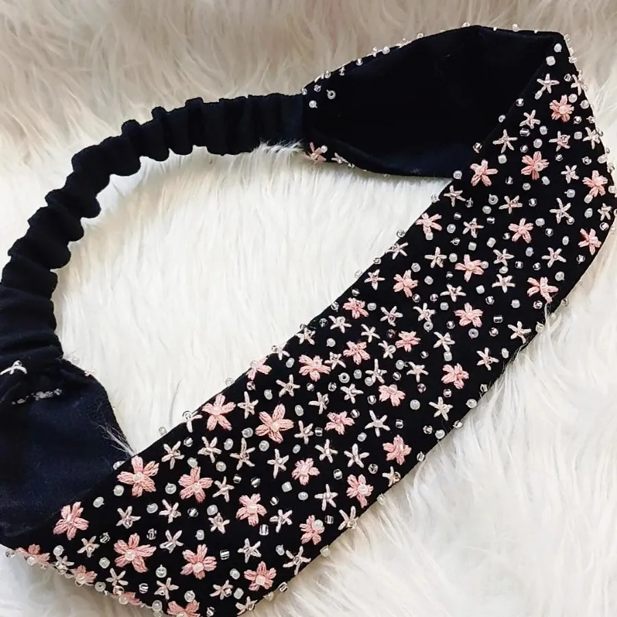 هدبند گلدوزی شکوفه