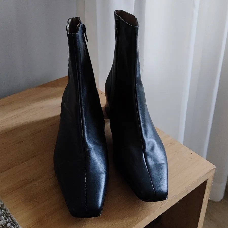 نیم بوت ایتالیایی اصل