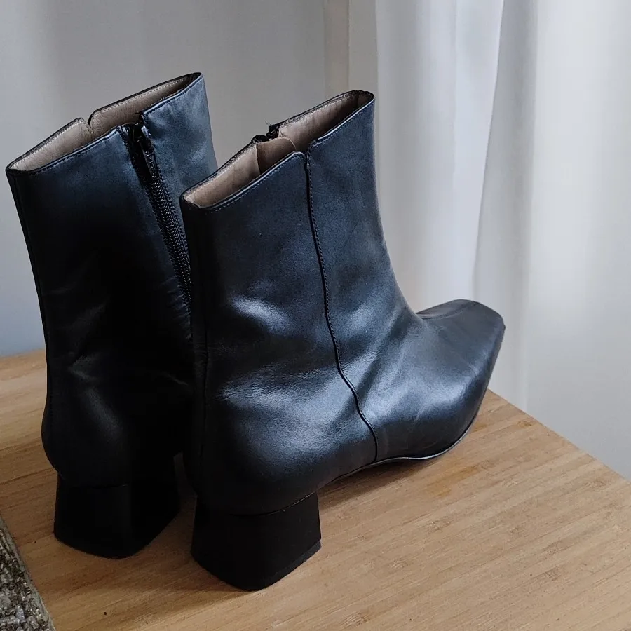 نیم بوت ایتالیایی اصل