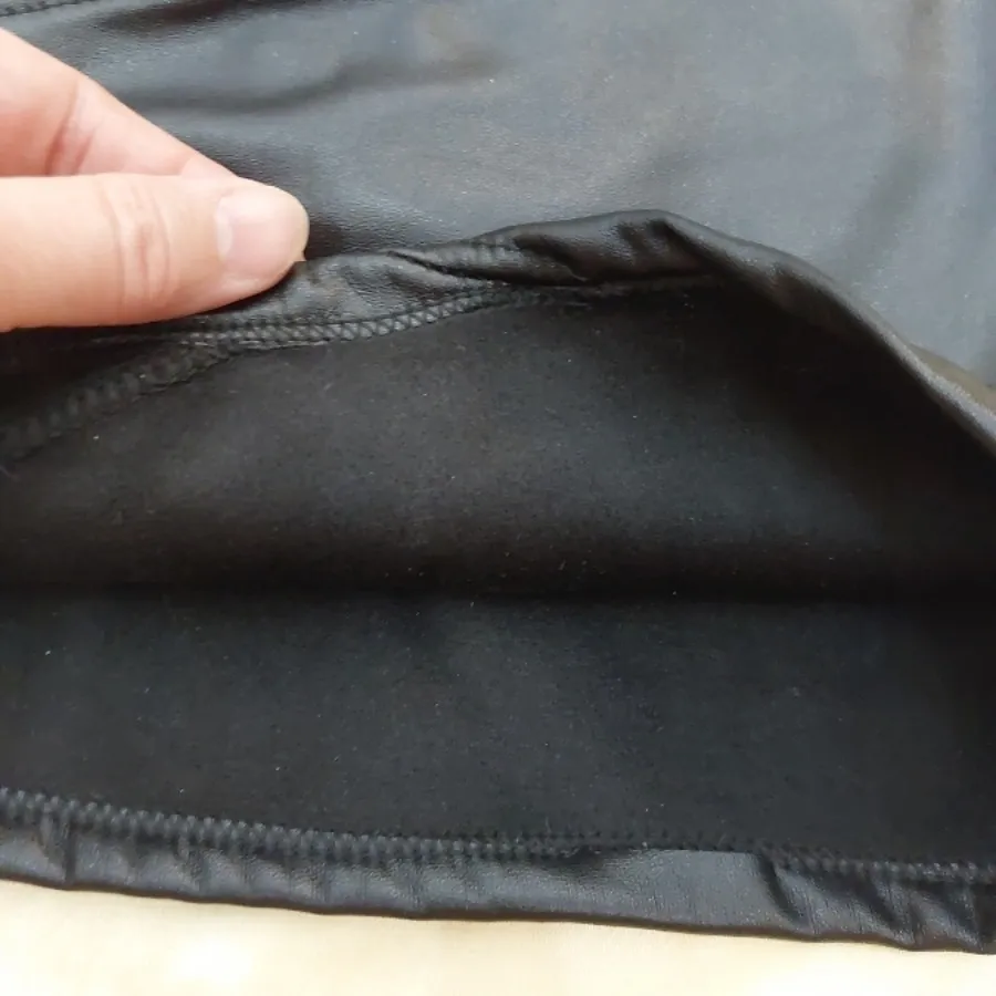 تاپ چرم زنانه