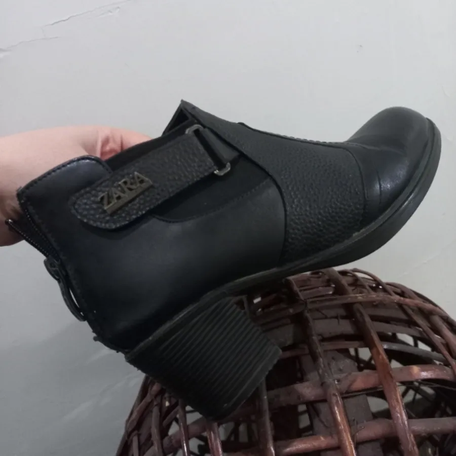 نیم بوت زارا چرم و شیک