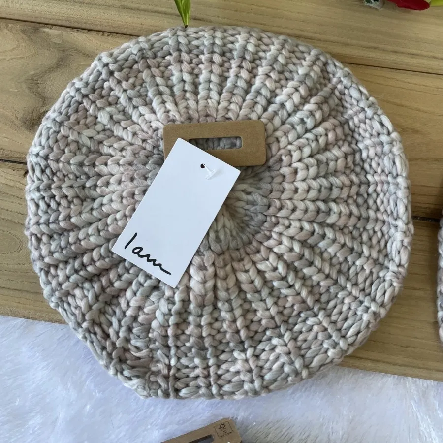 کلاه بافت برند