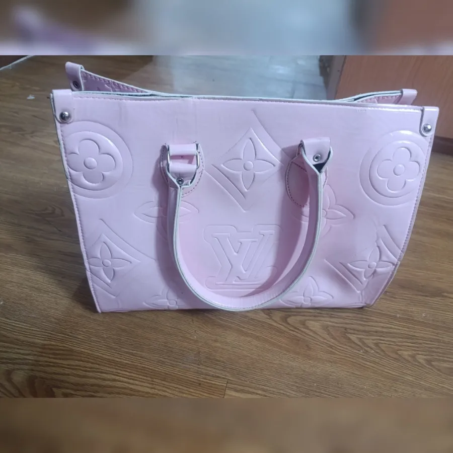 کیف  چرم لویی ویتون