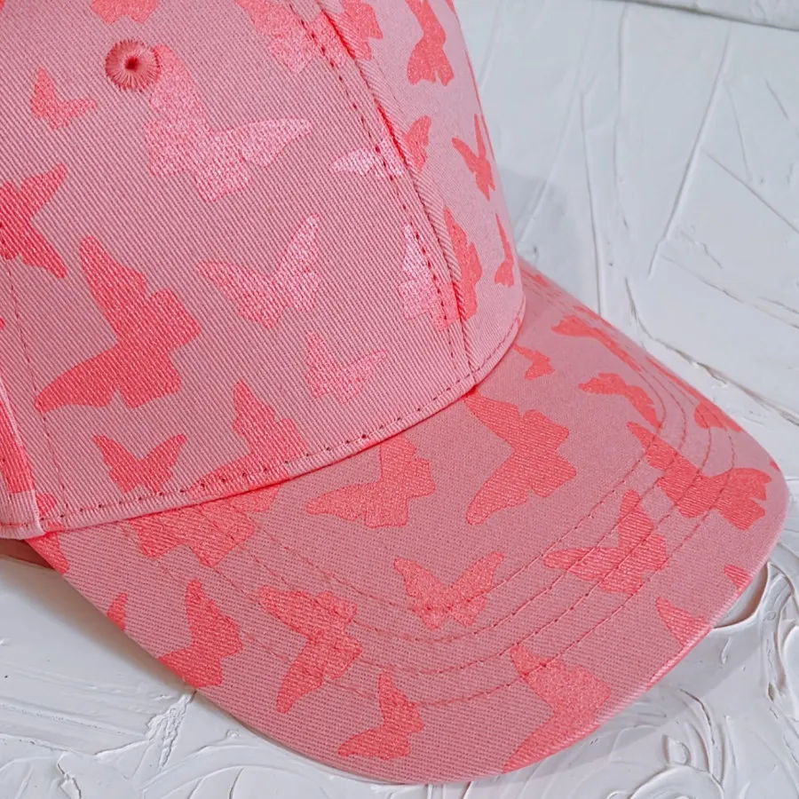 کلاه لبه دار