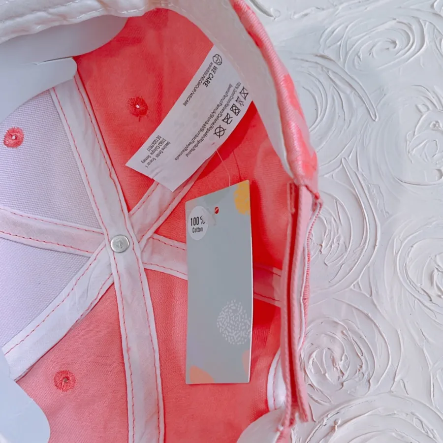 کلاه لبه دار