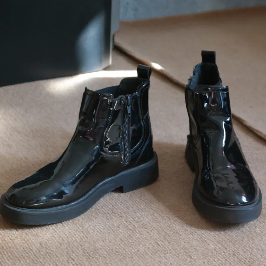 نیم بوت زارا