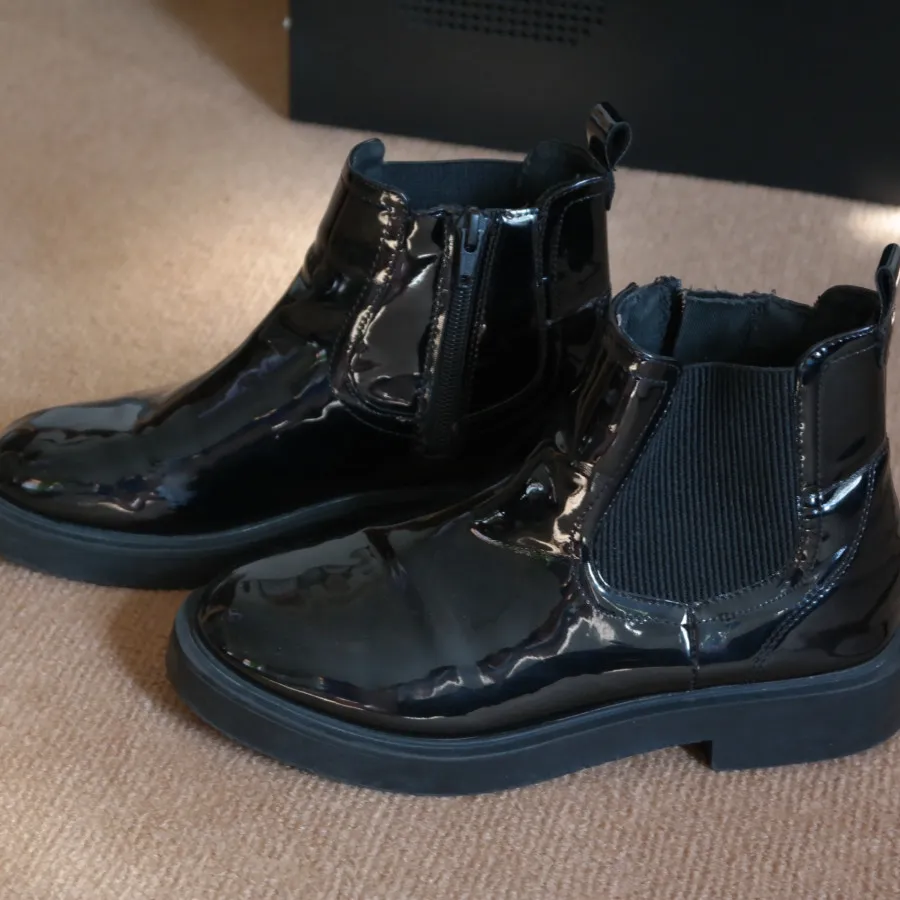 نیم بوت زارا