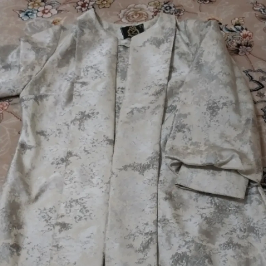 مانتو سفید مناسب محضر