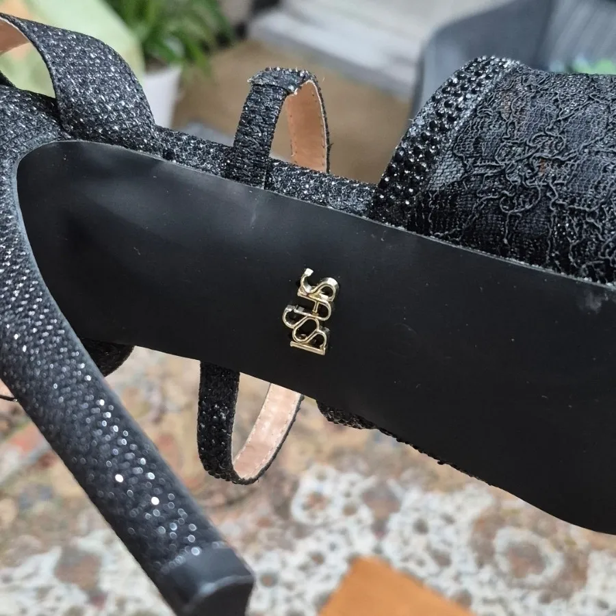 کفش پاشنه بلند مجلسی