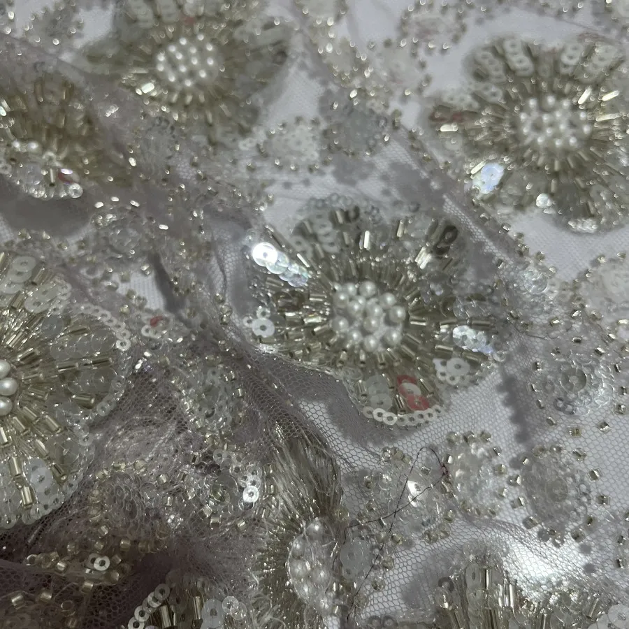 پارچه کارشده سنگدوزی