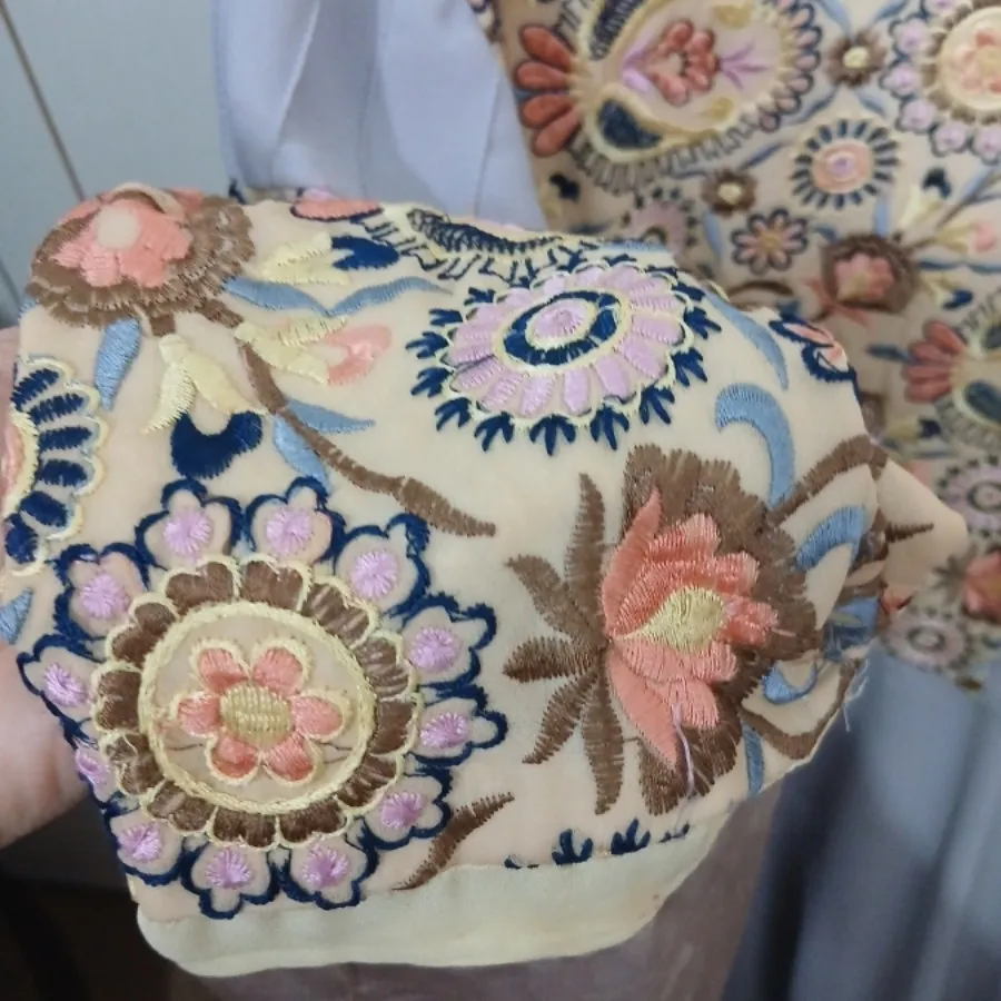 مانتو. تمام کلوش مجلسی