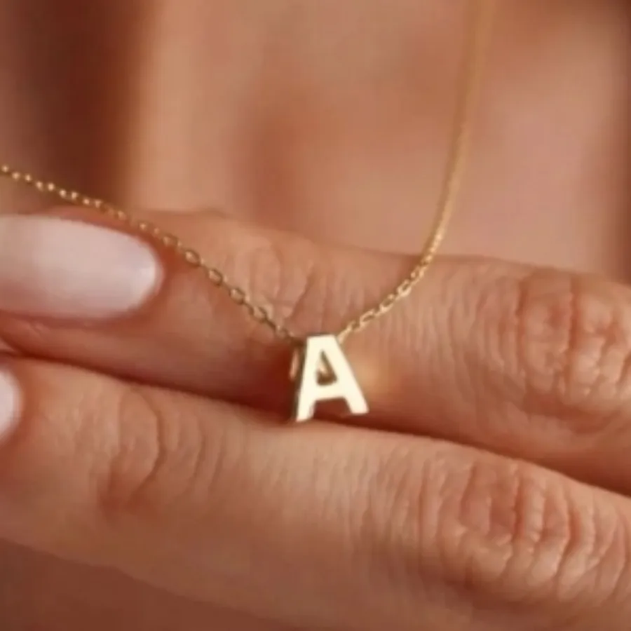 گردنبند حروف پفکی جواهری