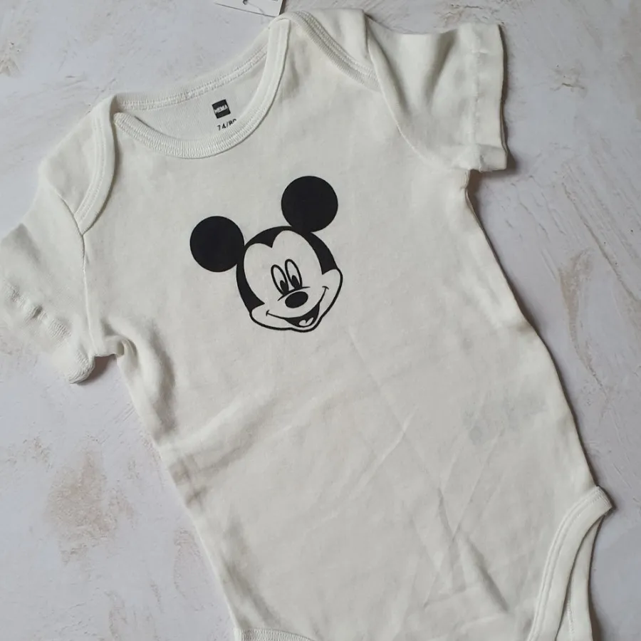 بادی آلمانی زیردکمه