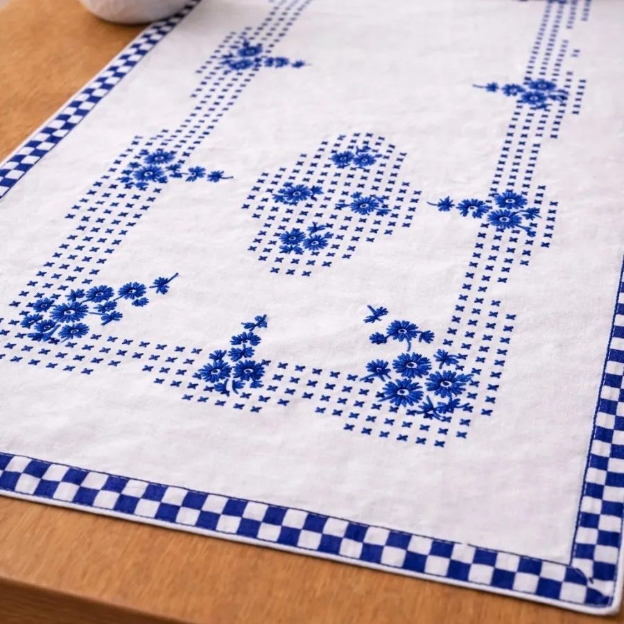 رانر گلدوزی دستدوز