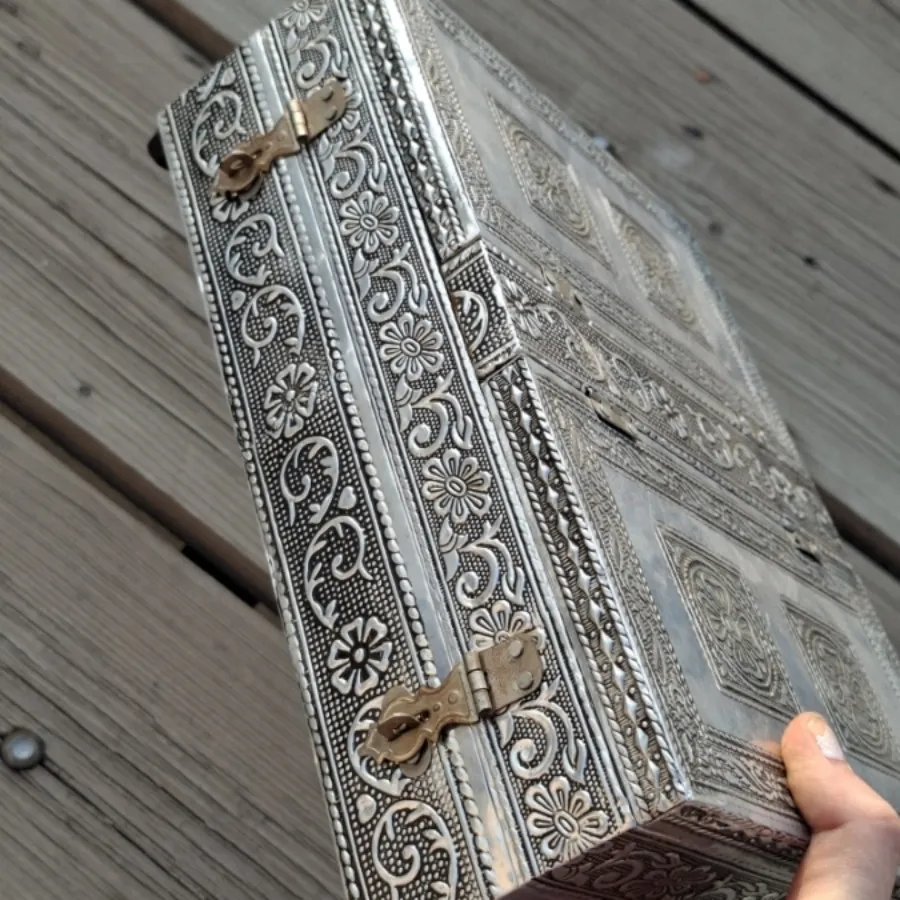 صندقچه  چوبی