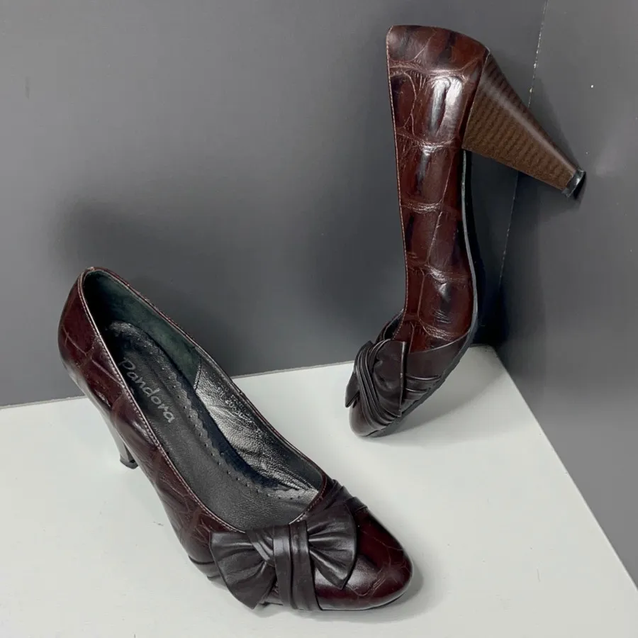 کفش چرم پاندورا سایز 39