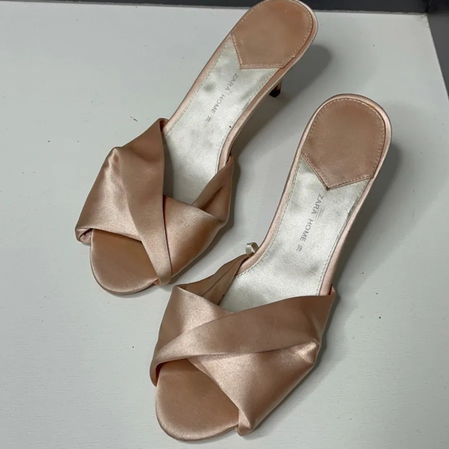 صندل شیک Zaraسایز 39