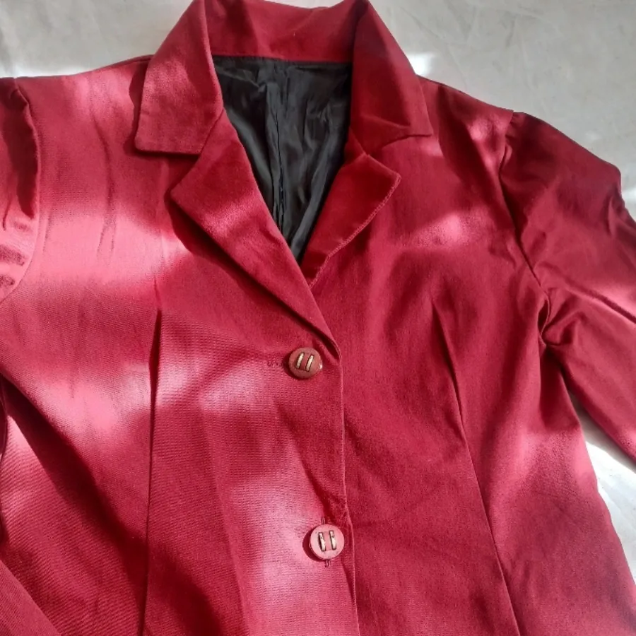 مانتو آستردار