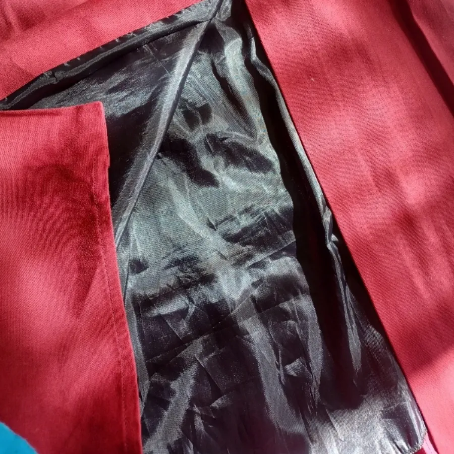 مانتو آستردار