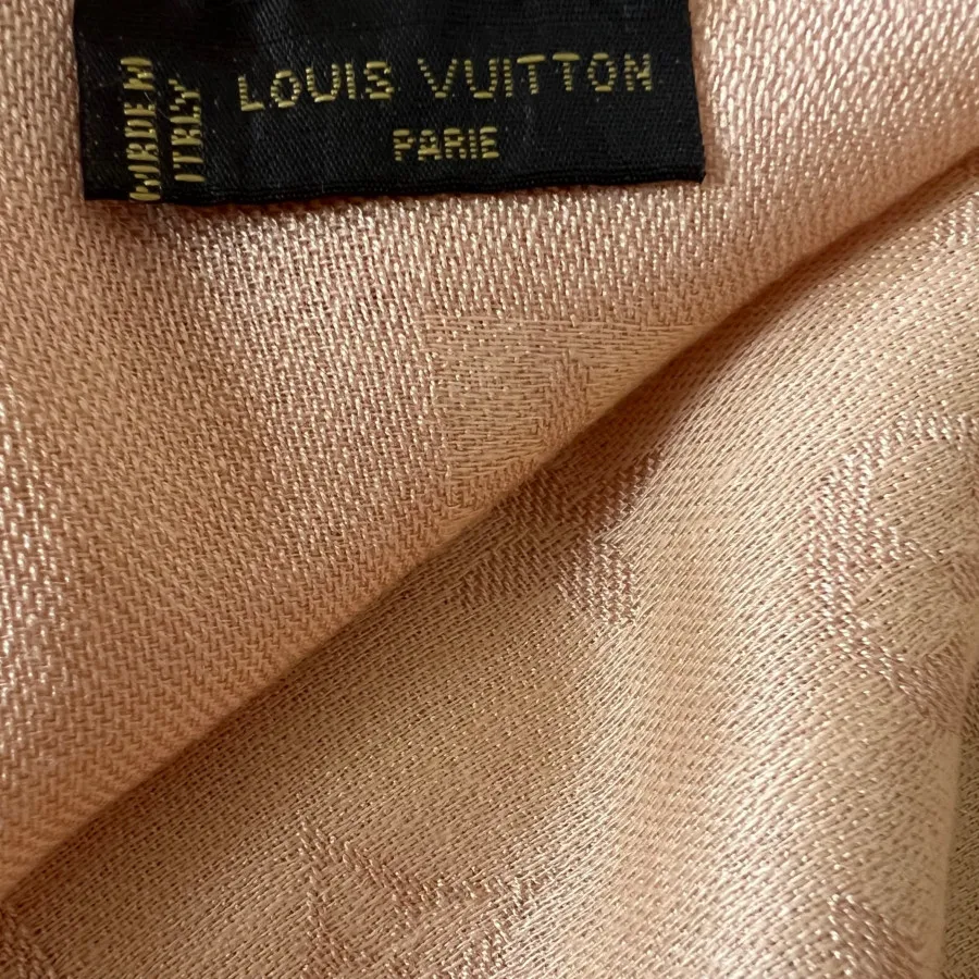 روسری قواره دار لویی