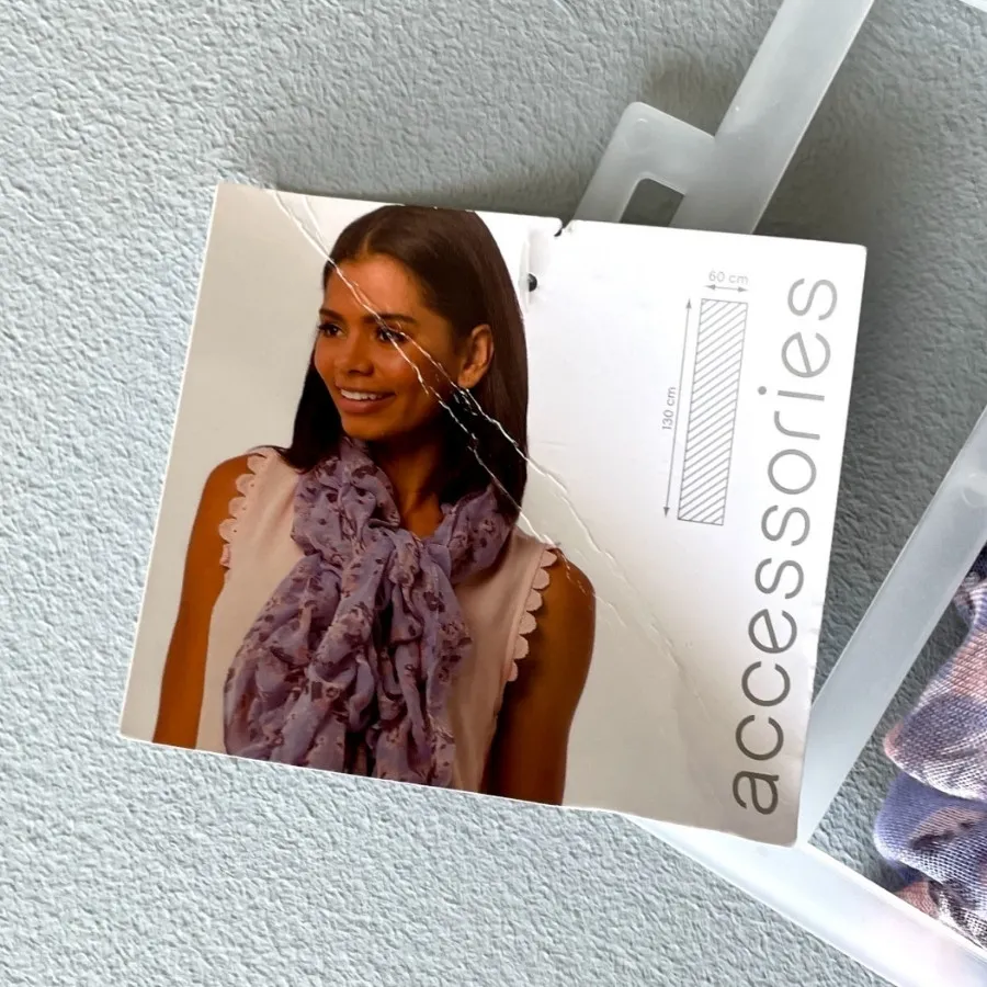 شال برند accessories