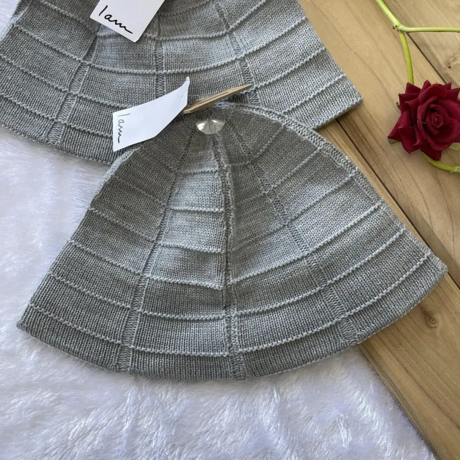 کلاه بافت I am