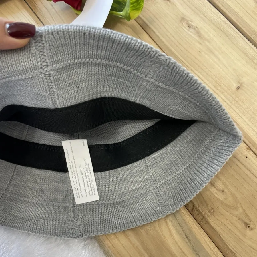 کلاه بافت I am