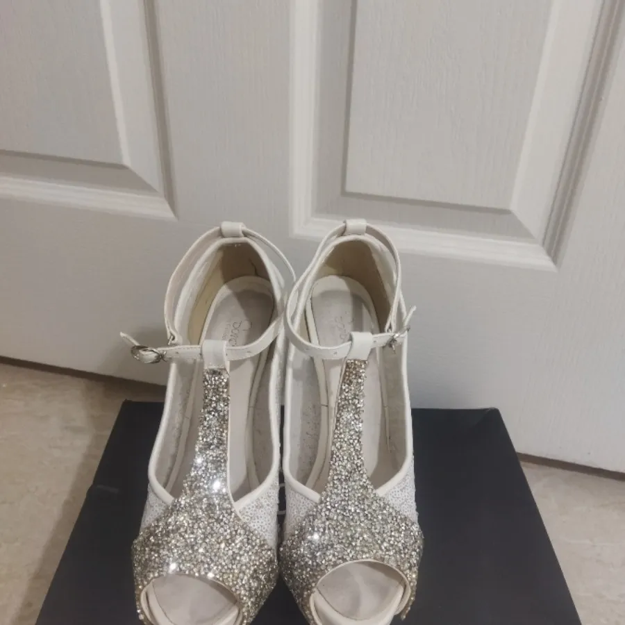 کفش سفید نقره ای مجلسی