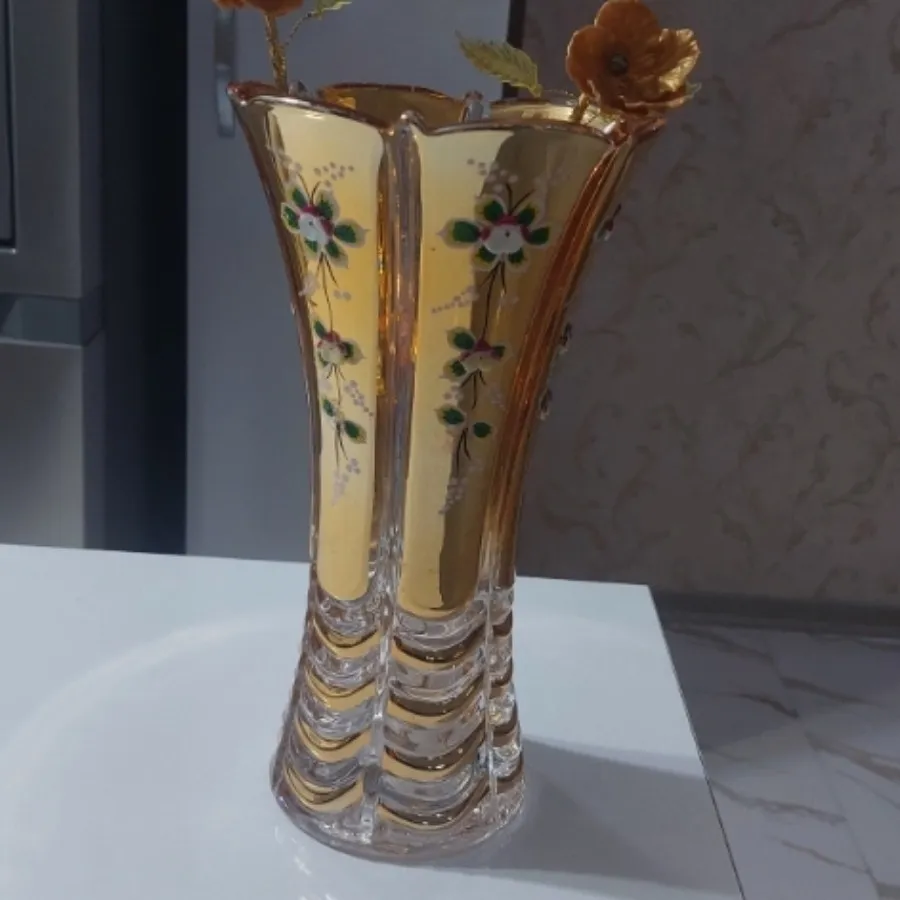 گلدان گلبرجسته بوهمیا چک