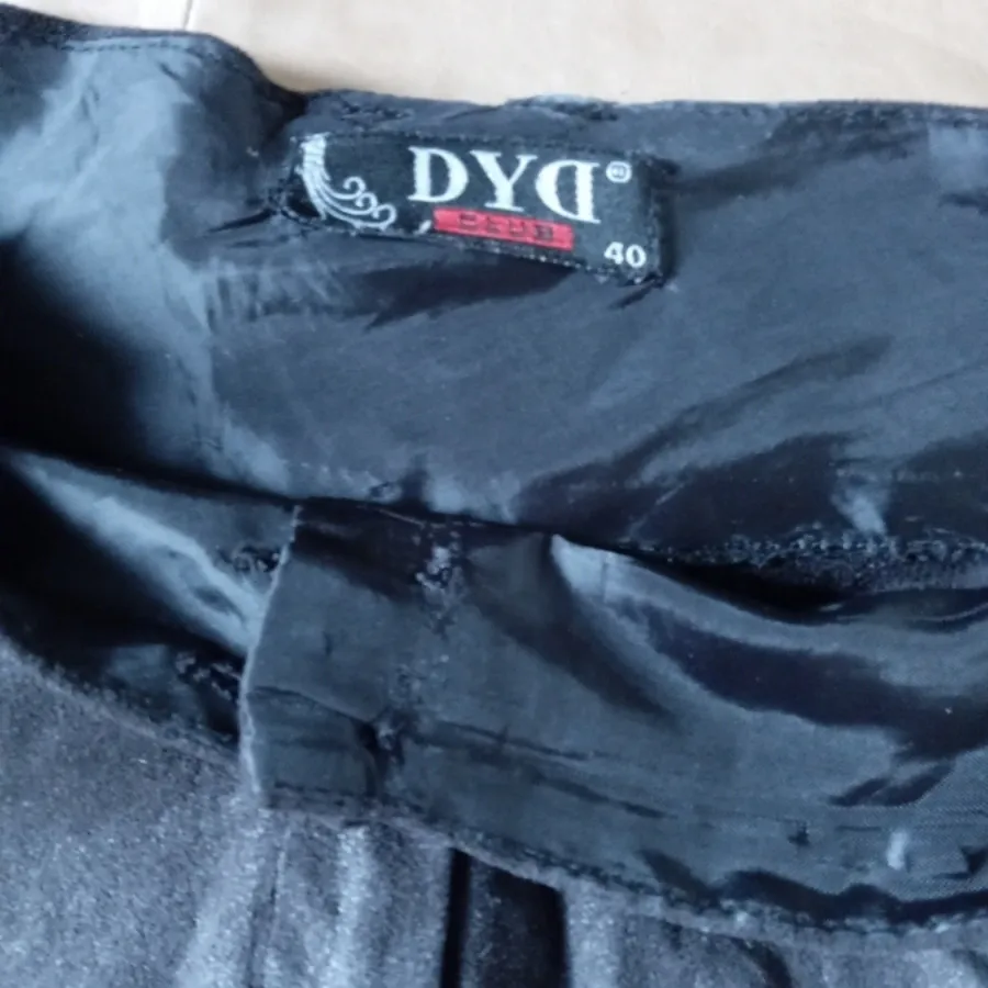 شلوارک چرم کاغذی نرم