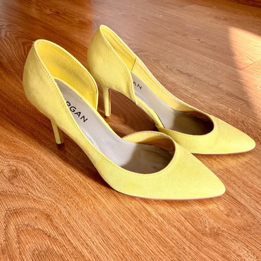 کفش پاشنه دار فرانسوی