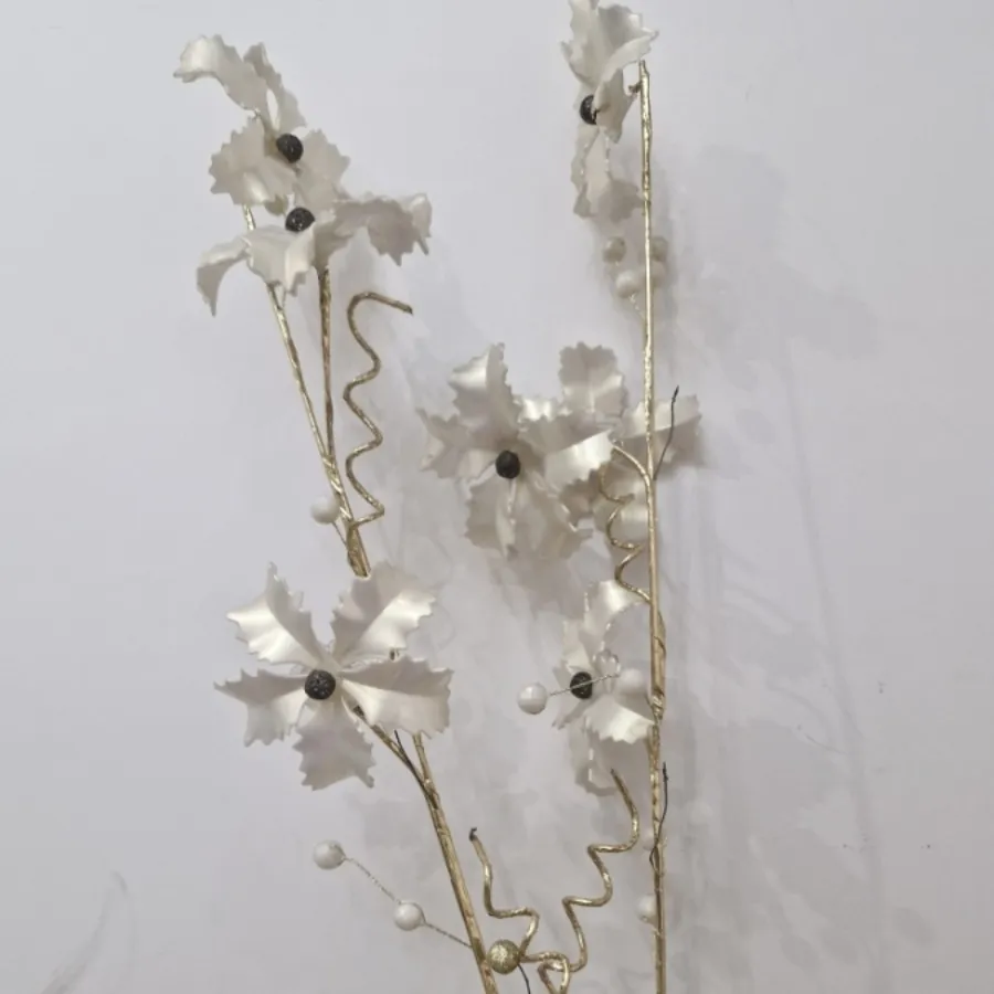 چند مدل گل مصنوعی