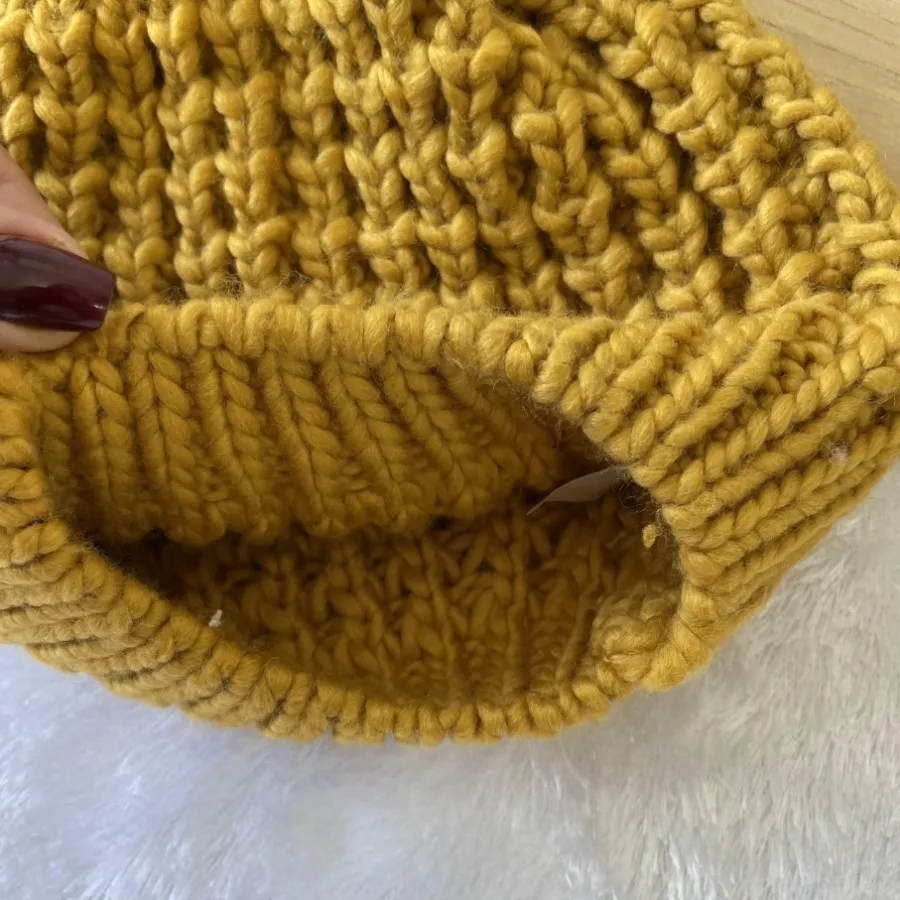 کلاه بافت زنانه برند I am