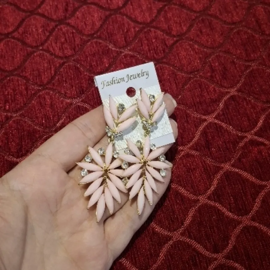 گوشواره زنانه