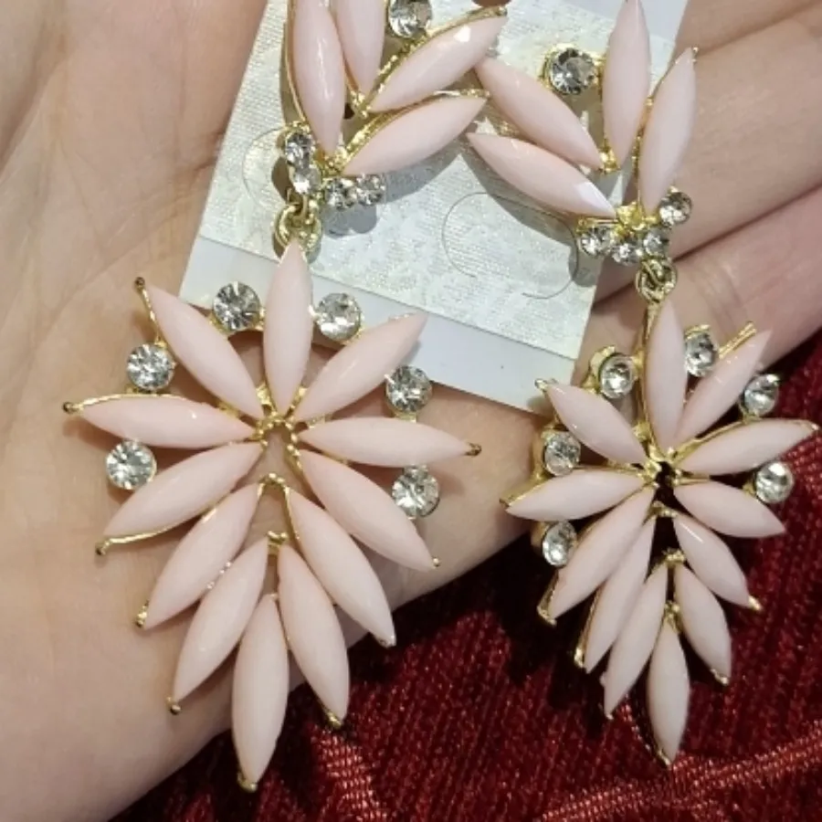 گوشواره زنانه