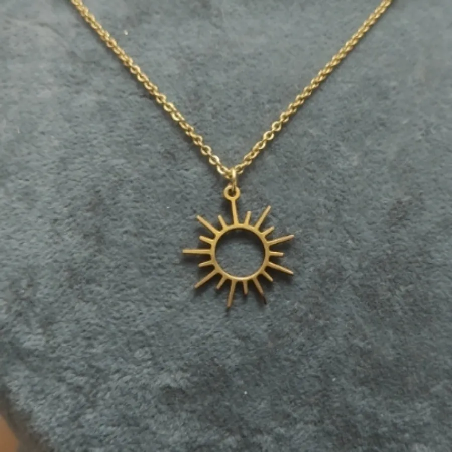 گردنبند خورشید استیل