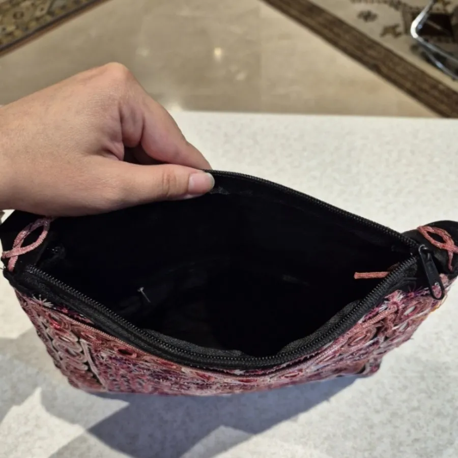 کیف سوزن دوزی