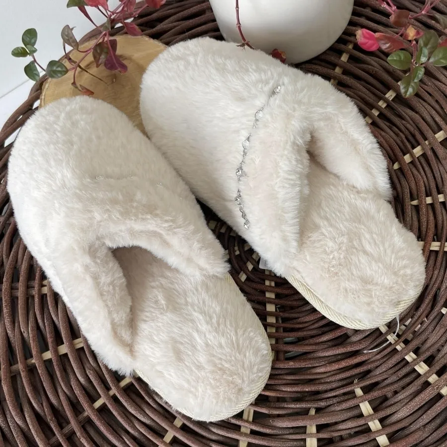 پاپوش خز زنانه I am