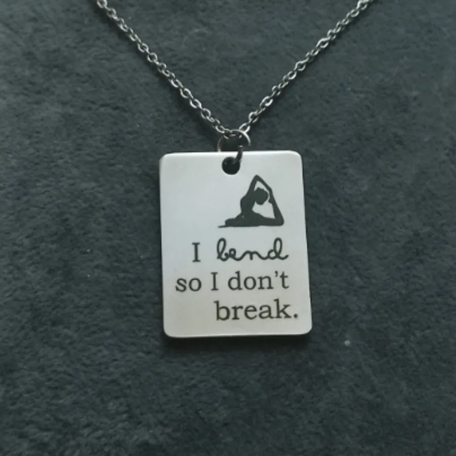 گردنبند استیل رنگ ثابت