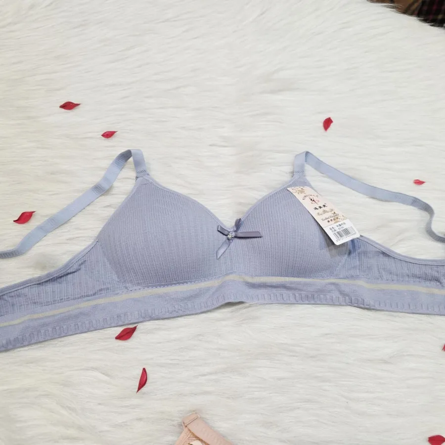 سوتین اسفنجی نازک