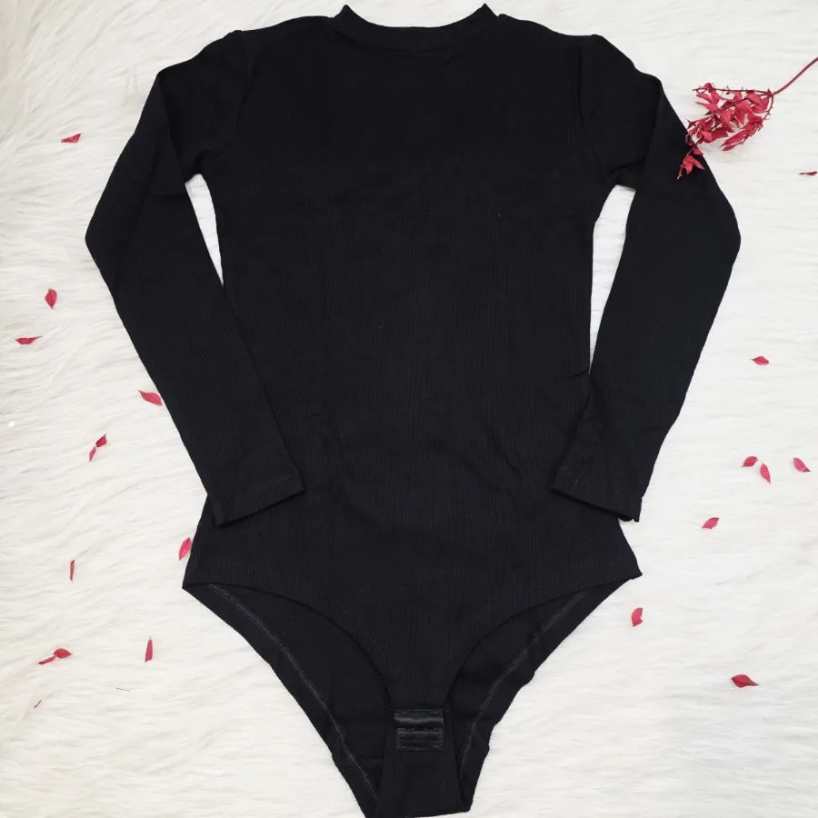 بادی یقه گرد