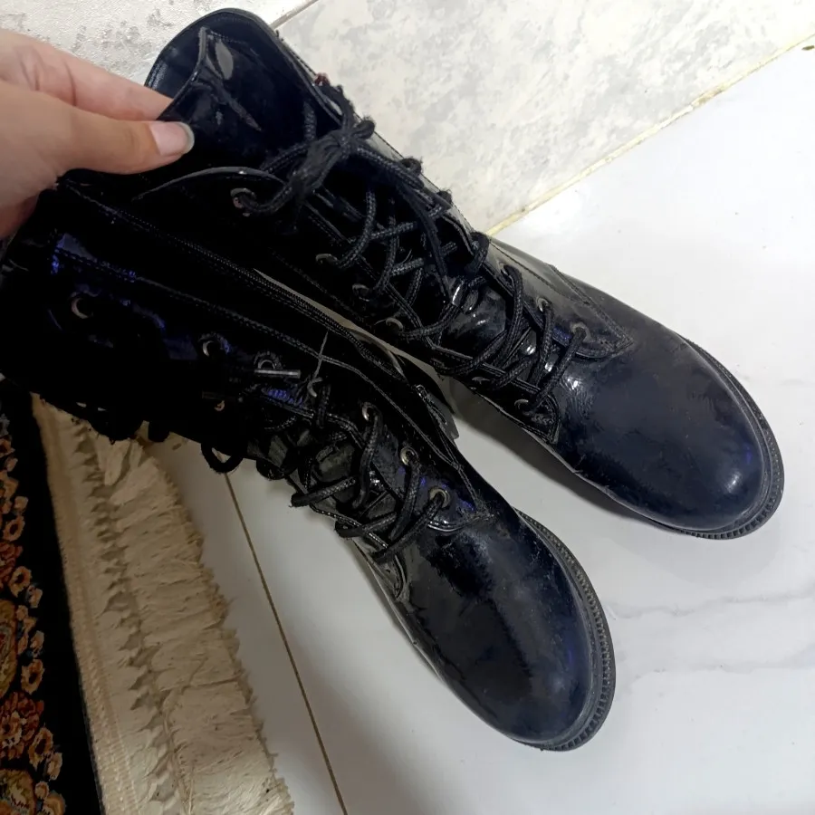 بوت سایز 38