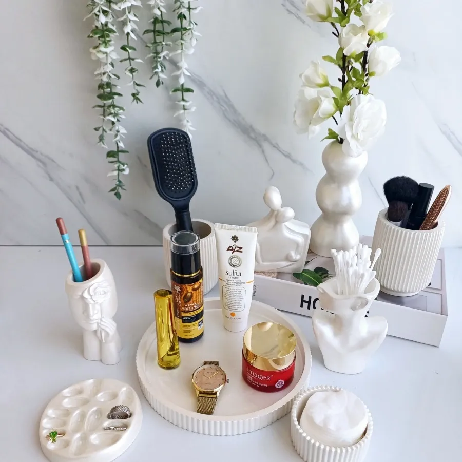 نظم دهنده میز آرایش