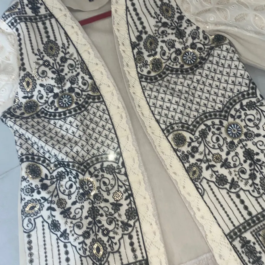 مانتو مزونی